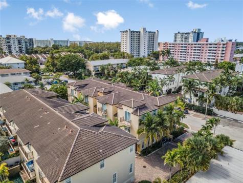 3240 NE 13 Street Pompano Beach FL 33062