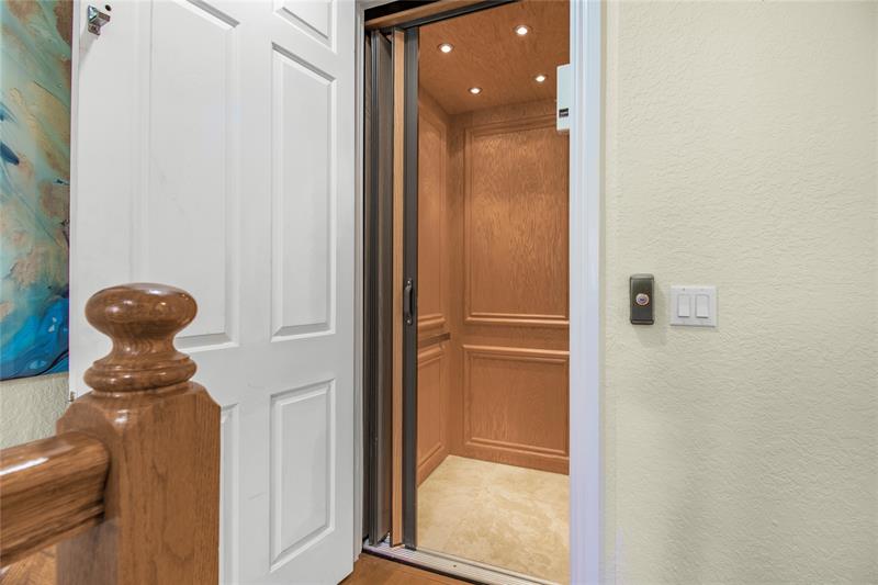 3240 NE 13 Street Pompano Beach FL 33062