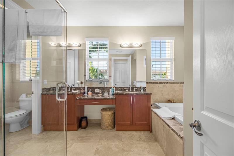 3240 NE 13 Street Pompano Beach FL 33062