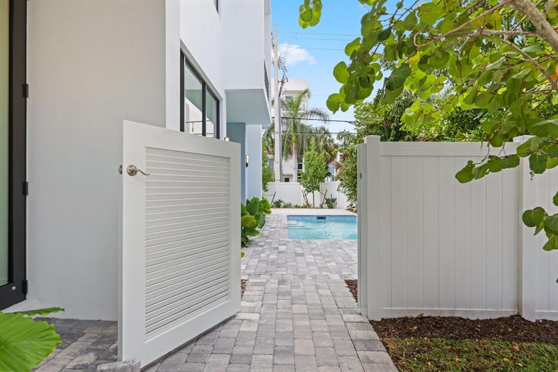 204 Osceola Park Lane Delray Beach FL 33483