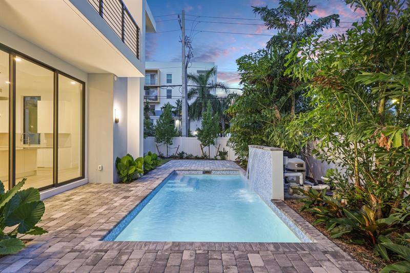 204 Osceola Park Lane Delray Beach FL 33483