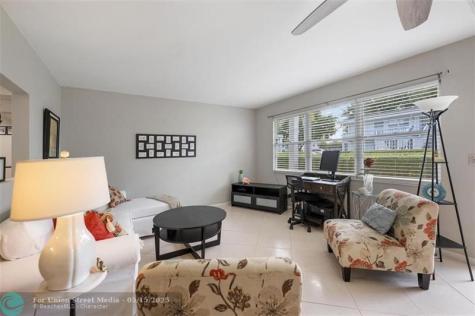 194 Newport L Deerfield Beach FL 33442
