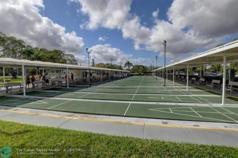 194 Newport L Deerfield Beach FL 33442