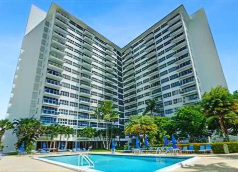 3333 NE 34th Street Fort Lauderdale FL 33308