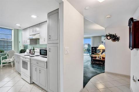 1100 Saint Charles Place Pembroke Pines FL 33026