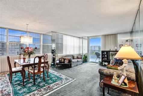 1100 Saint Charles Place Pembroke Pines FL 33026