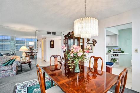 1100 Saint Charles Place Pembroke Pines FL 33026
