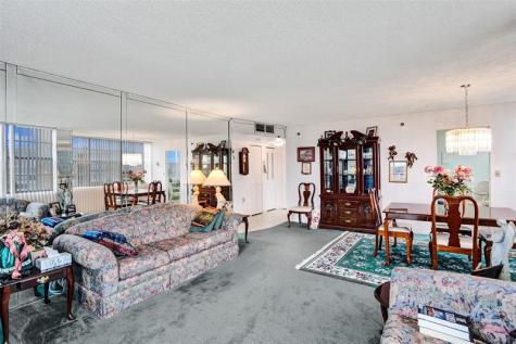 1100 Saint Charles Place Pembroke Pines FL 33026