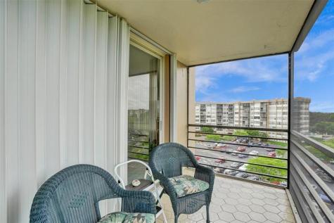 1100 Saint Charles Place Pembroke Pines FL 33026