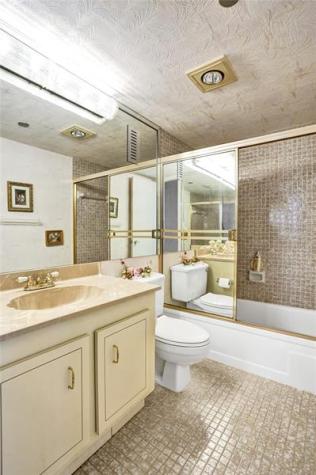 1100 Saint Charles Place Pembroke Pines FL 33026