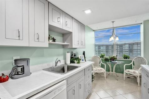 1100 Saint Charles Place Pembroke Pines FL 33026