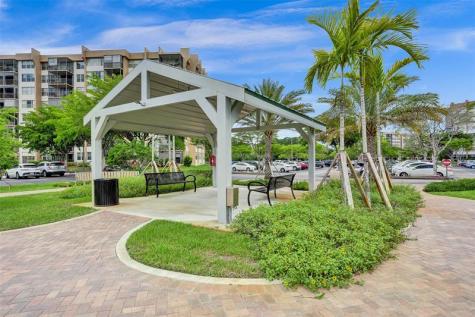 1100 Saint Charles Place Pembroke Pines FL 33026