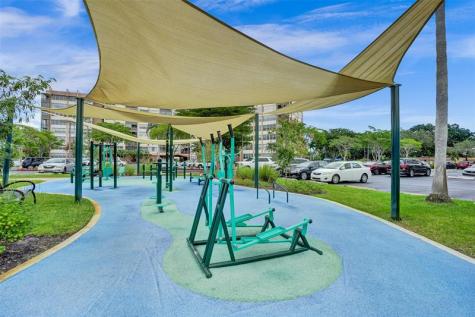 1100 Saint Charles Place Pembroke Pines FL 33026