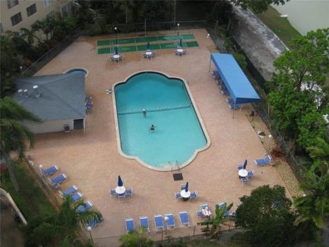 3850 Washington Street Hollywood FL 33021