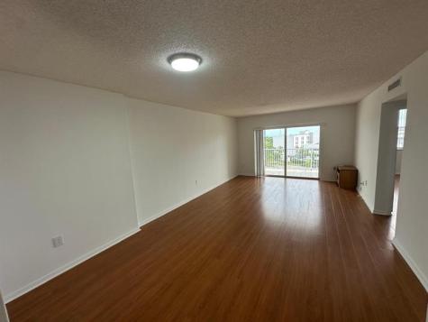 3850 Washington Street Hollywood FL 33021