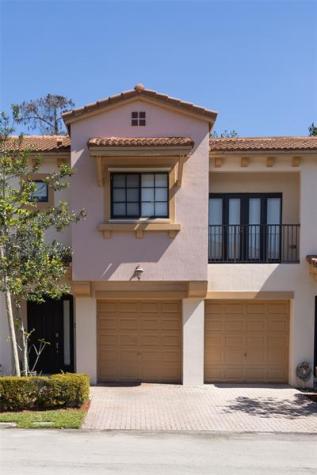 6134 Grand Cypress Circle Coconut Creek FL 33073