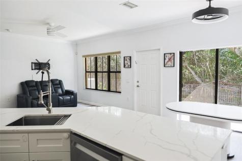6134 Grand Cypress Circle Coconut Creek FL 33073