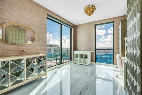 100 E Las Olas Boulevard Fort Lauderdale FL 33301