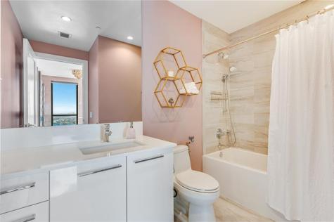 100 E Las Olas Boulevard Fort Lauderdale FL 33301