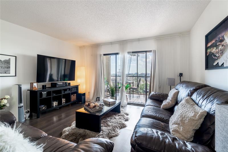 2206 S Cypress Bend Drive Pompano Beach FL 33069