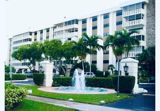 800 NE 195th Street Miami FL 33179