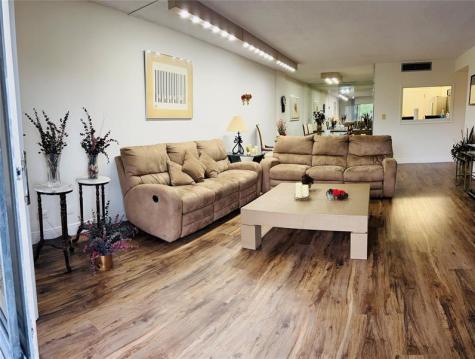 800 NE 195th Street Miami FL 33179