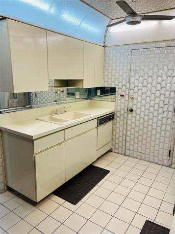 800 NE 195th Street Miami FL 33179
