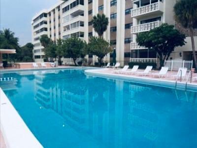 800 NE 195th Street Miami FL 33179