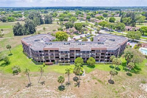 4702 Fountains Drive Lake Worth FL 33467