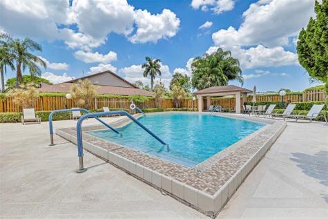 4702 Fountains Drive Lake Worth FL 33467