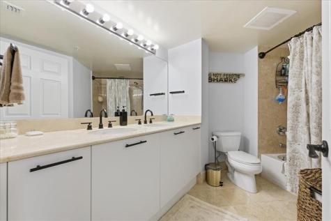 2011 N Ocean Boulevard Fort Lauderdale FL 33305