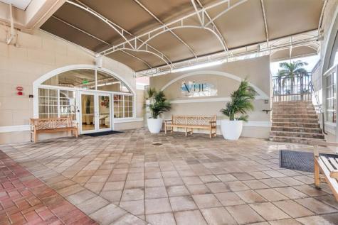 2011 N Ocean Boulevard Fort Lauderdale FL 33305