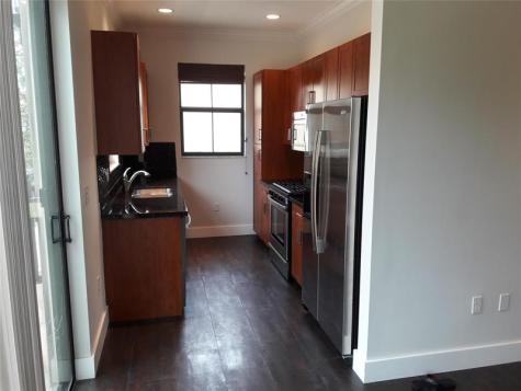 12662 NW 32nd Place Sunrise FL 33323