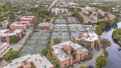 610 Tennis Club Drive Fort Lauderdale FL 33311
