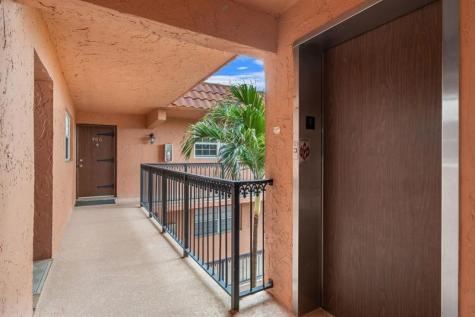 610 Tennis Club Drive Fort Lauderdale FL 33311