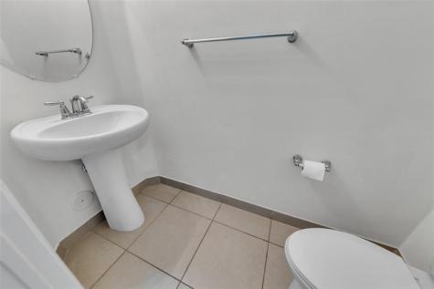 4234 N Dixie Highway Oakland Park FL 33334