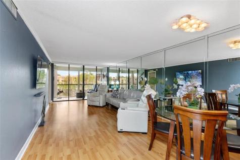 5921 Coral Lake Drive Margate FL 33063