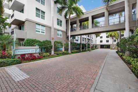 2421 NE 65th Street Fort Lauderdale FL 33308