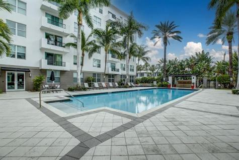 2421 NE 65th Street Fort Lauderdale FL 33308