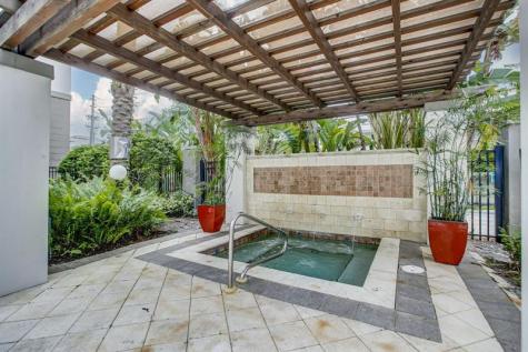 2421 NE 65th Street Fort Lauderdale FL 33308