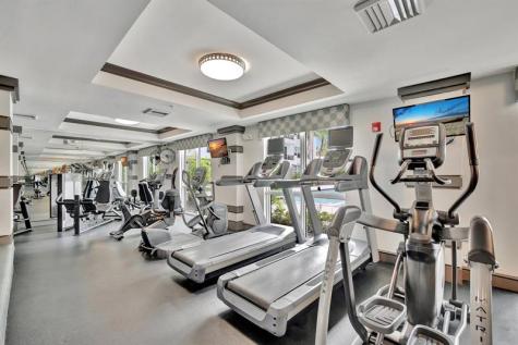 2421 NE 65th Street Fort Lauderdale FL 33308