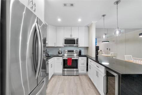 6205 Bay Club Drive Fort Lauderdale FL 33308