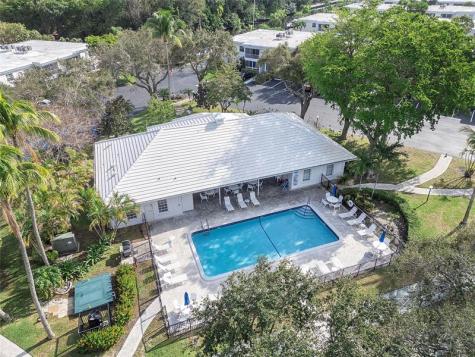 6205 Bay Club Drive Fort Lauderdale FL 33308