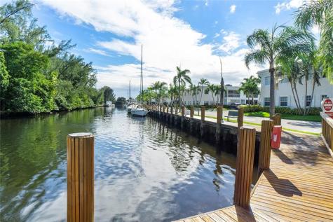 6205 Bay Club Drive Fort Lauderdale FL 33308
