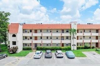 2871 E Sunrise Lakes Drive Sunrise FL 33322