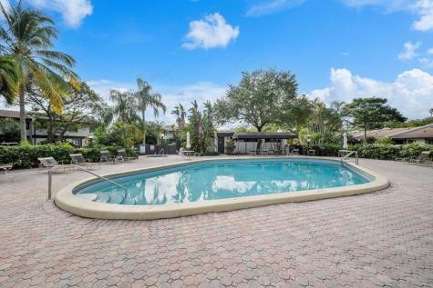 19986 NE 5th Court Miami FL 33179