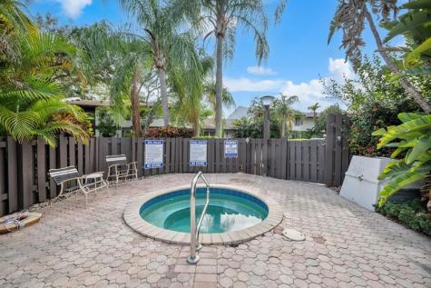 19986 NE 5th Court Miami FL 33179