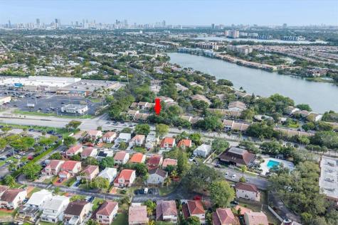 19986 NE 5th Court Miami FL 33179