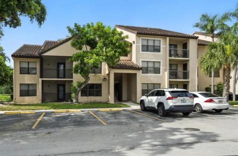 4281 W Mcnab Road Pompano Beach FL 33069