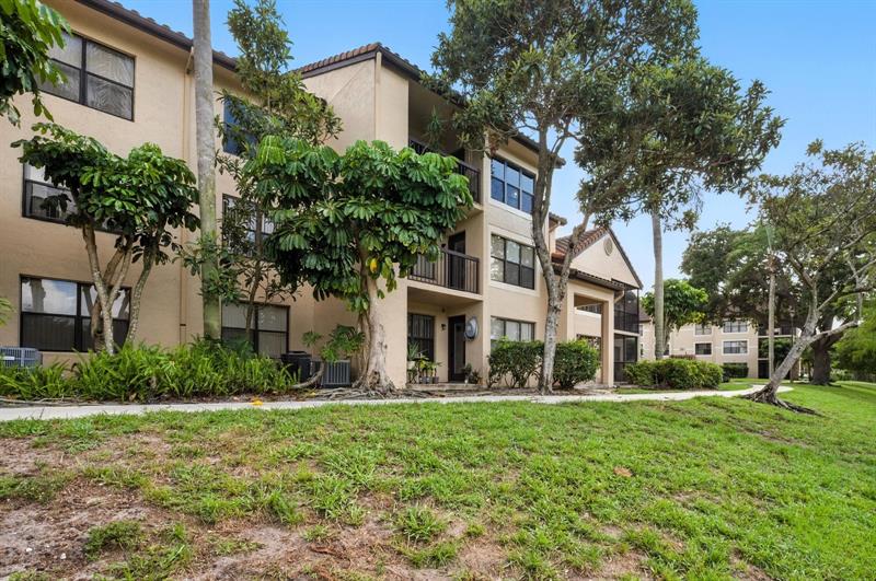 4281 W Mcnab Road Pompano Beach FL 33069